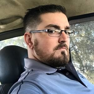 Meet your Posher, Chris